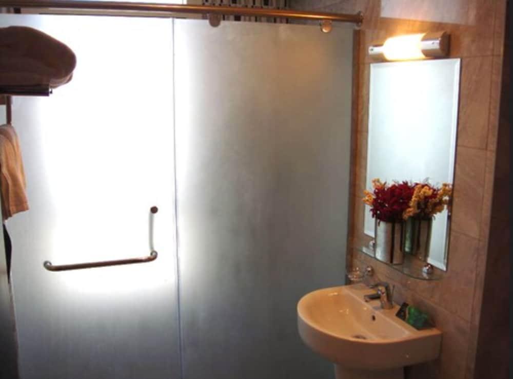 Aparthotel Paragon 3*