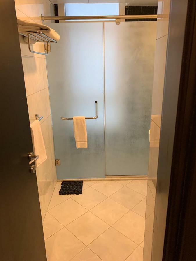 Paragon 3* Abu Dhabi
