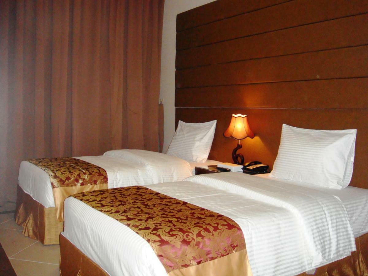 Paragon 3* Abu Dhabi